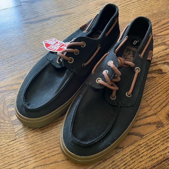 vans chauffeur surf siders